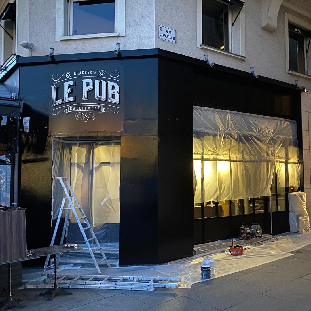 Rénovation extérieure d'un Bar/Pub à Angers